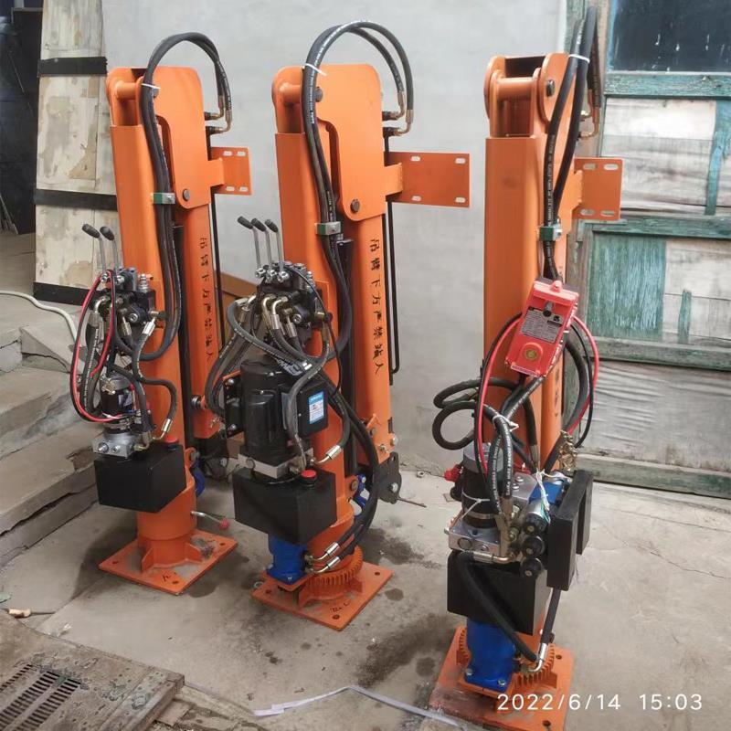 龙潭区重汽蓝牌随车吊 3.2吨 国六动力强 液压驱动 农用自卸起重机